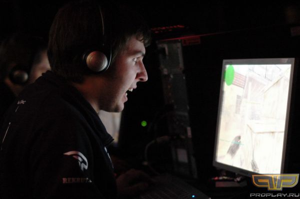 Virtus.Pro > Lex :  ,  